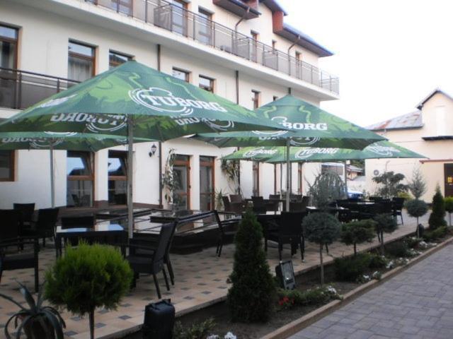 Hotel King Targoviste Exterior foto